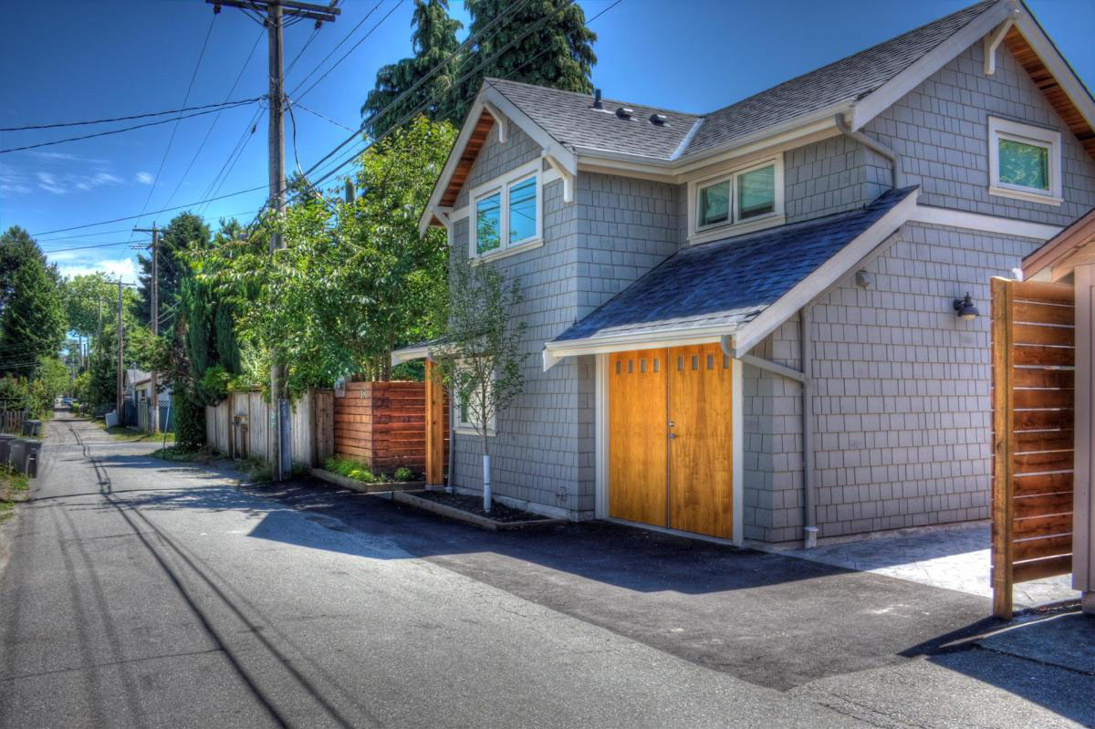 Coach-Laneway-House-Vancouver_2