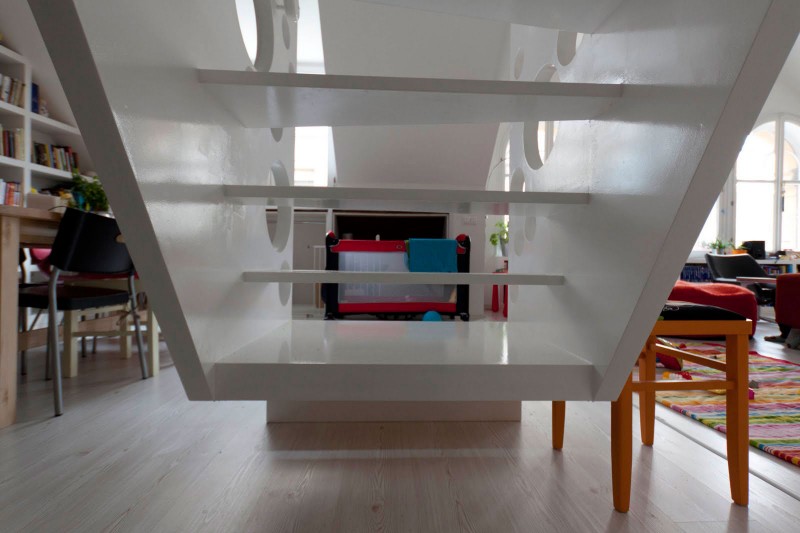 Emmental-Stairs-Apartment-15-800x533