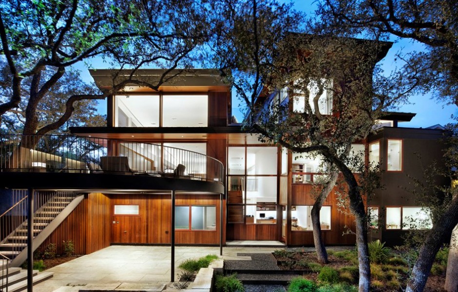 House-with-open-exterior-spaces