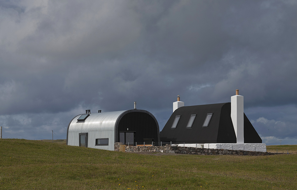 House-with-round-ceiling