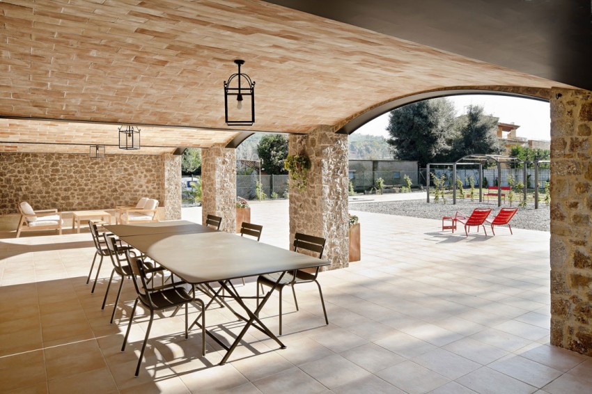 Private-House-Emporda-08-850x566