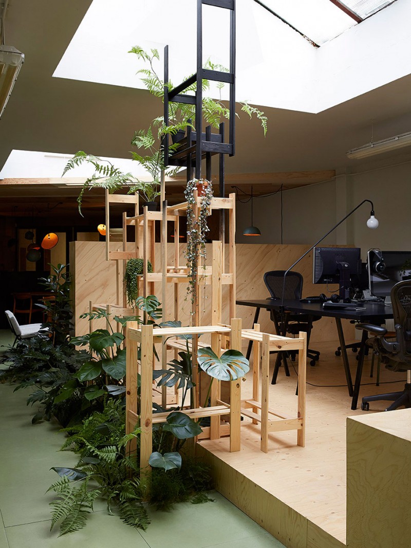 Random-Studio-Office-05-800x1066