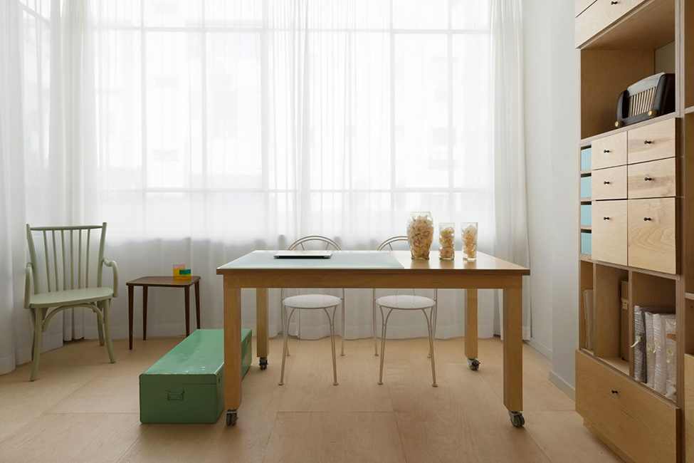 Space-saving-studio-7