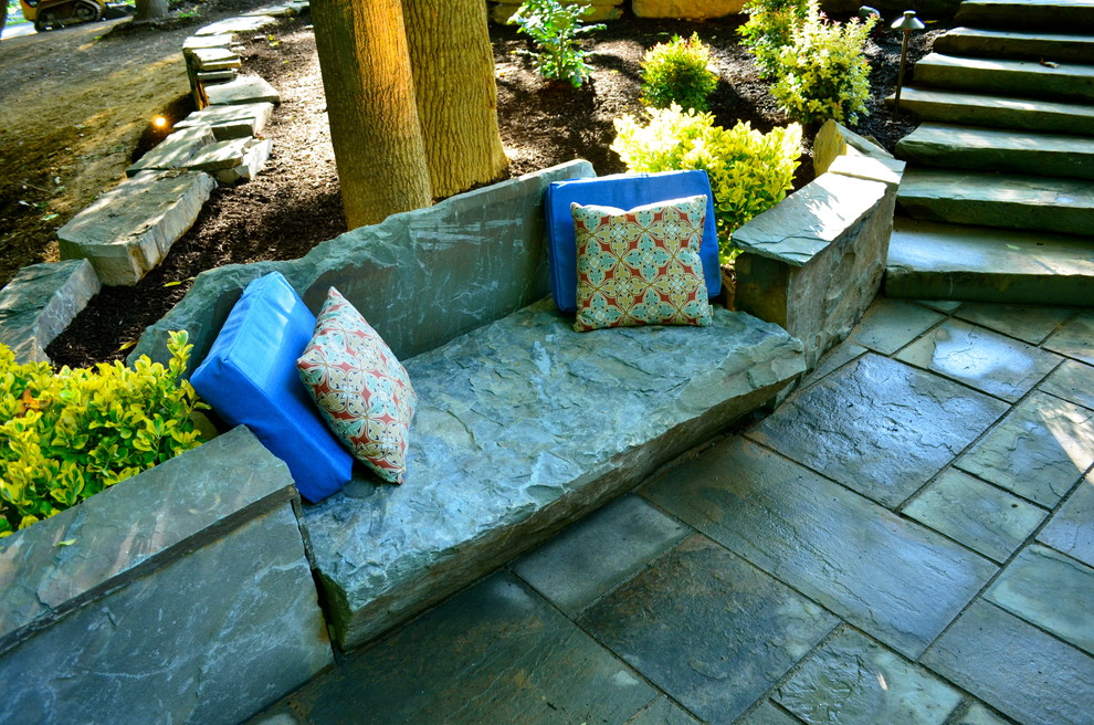 garden-bench-using-natural-stone