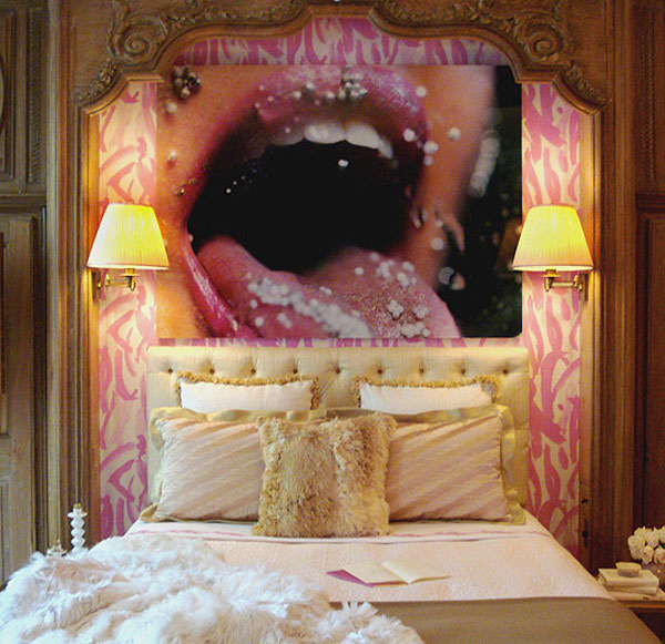 headboard-idea-wall-art