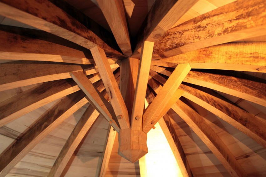 Chateau-Hautefort-10-850x566