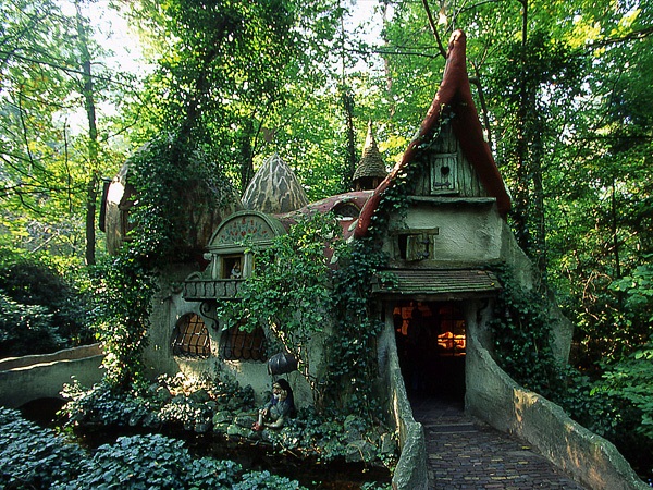 Storybook-Cottage-Homes-7
