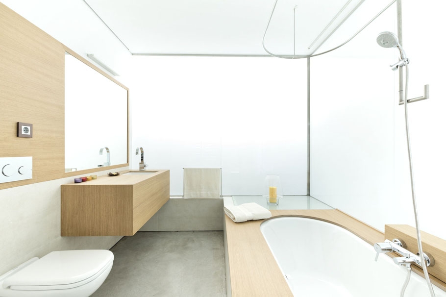 Stylish-Modern-Bathroom-Design-25