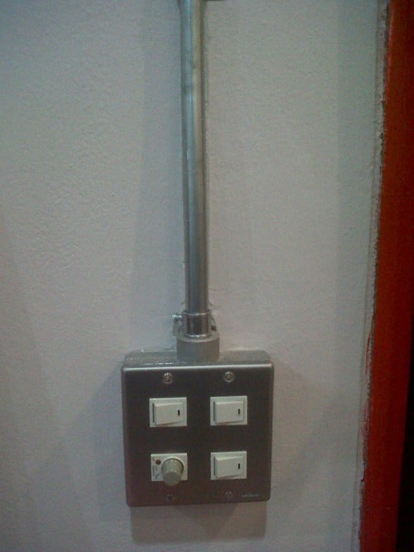 R10502928-137