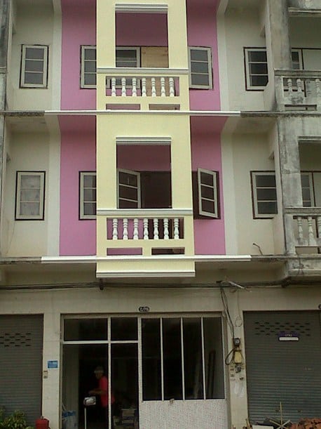 R10502928-25