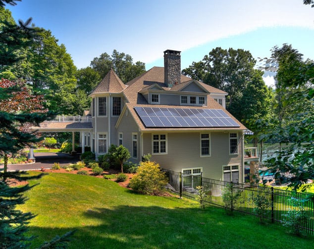 colonial-house 1