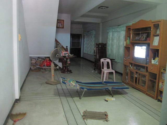 R12845658-3