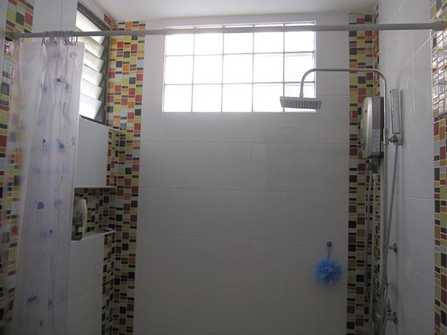 R12845658-31