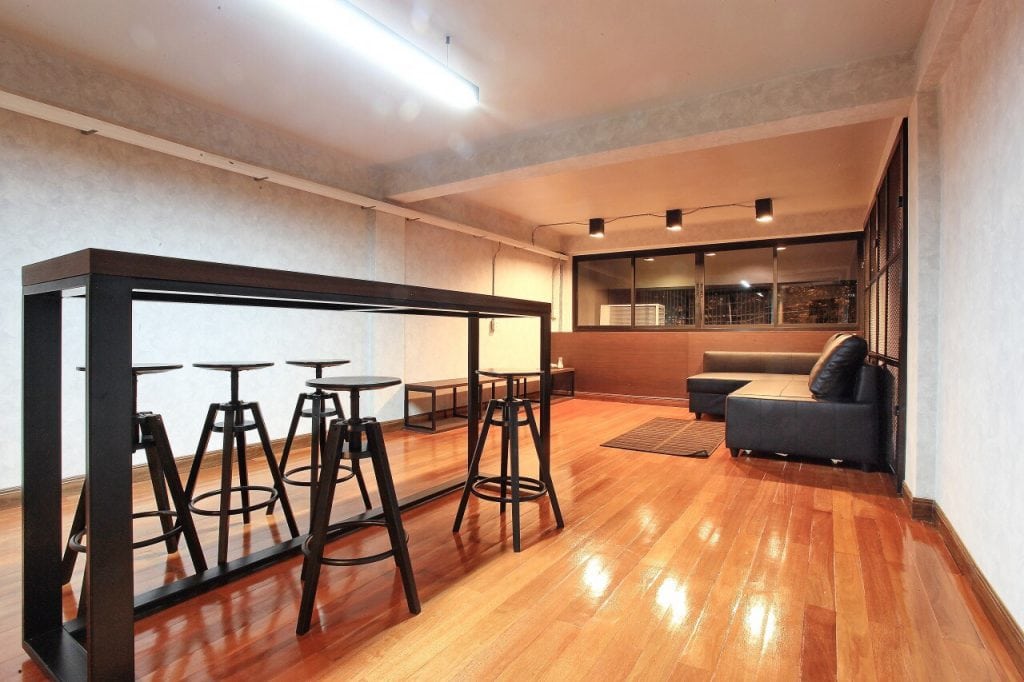 Renovate ตึกแถวเก่ารุ่นคุณปู่ให้สวยทันสมัยสไตล์ Loft011