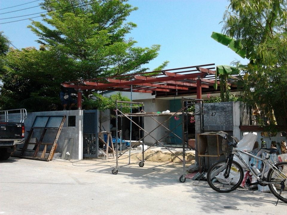 ไอเดียปรับปรุงบ้านชั้นเดียวหลังเก่าให้สวยงามและดูร่มรื่น8