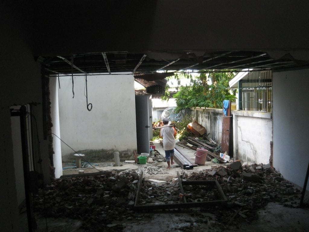 รีโนเวทจากบ้านเก่ากลายเป็นบ้านหรู005