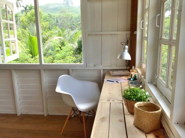 งบแค่สองพันก็รีโนเวทห้องทำงานให้สวยได้001