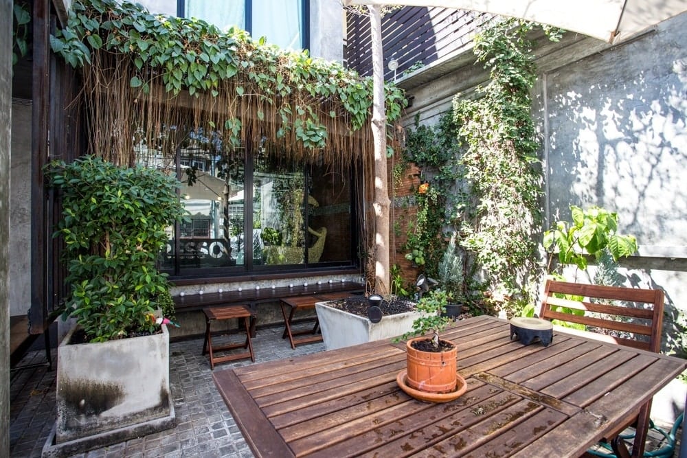 จัดหลังบ้านให้กลายเป็นสวนที่ร่มรื่น.jpg1-min