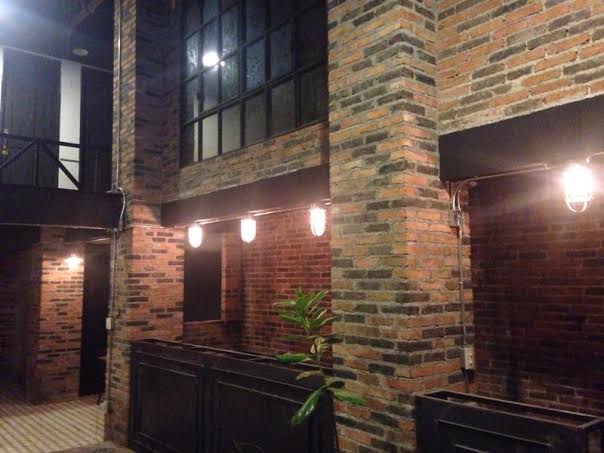 รีโนเวทตึกเก่ากว่า 50 ปีเป็นโรงแรมสุดคลาสสิค-088