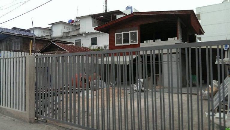 รีโนเวทบ้านครึ่งไม้ครึ่งปูนเป็นร้านกาแฟ-21