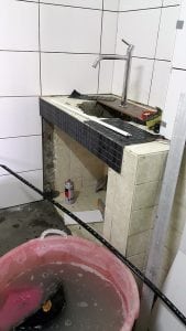 รีโนเวทห้องน้ำเน่าๆเป็นห้องน้ำอันแสนสุข