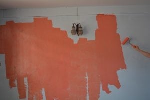 DIY.ผนังบ้านสีสดใส