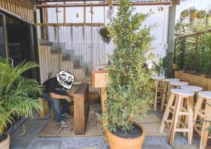 รีโนเวทหลังบ้านใหม่สไตล์ทรอปิคอล