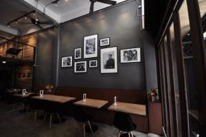 รีโนเวทตึกเก่าเป็นร้านอาหารสุดโมเดิร์น